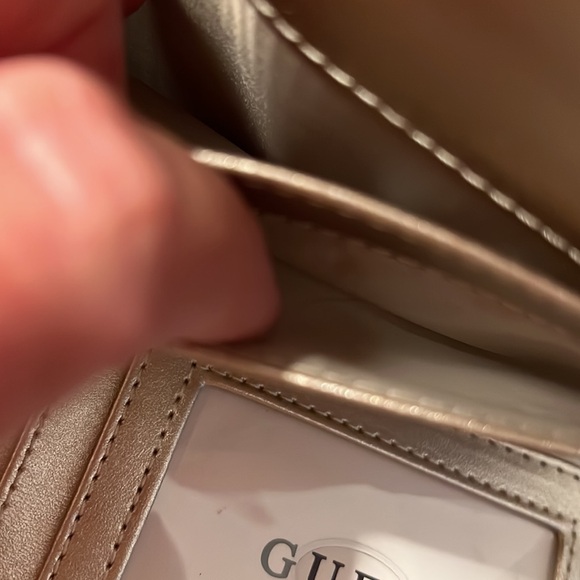 Guess Wallet, light pink with green and white - Picture 5 of 9